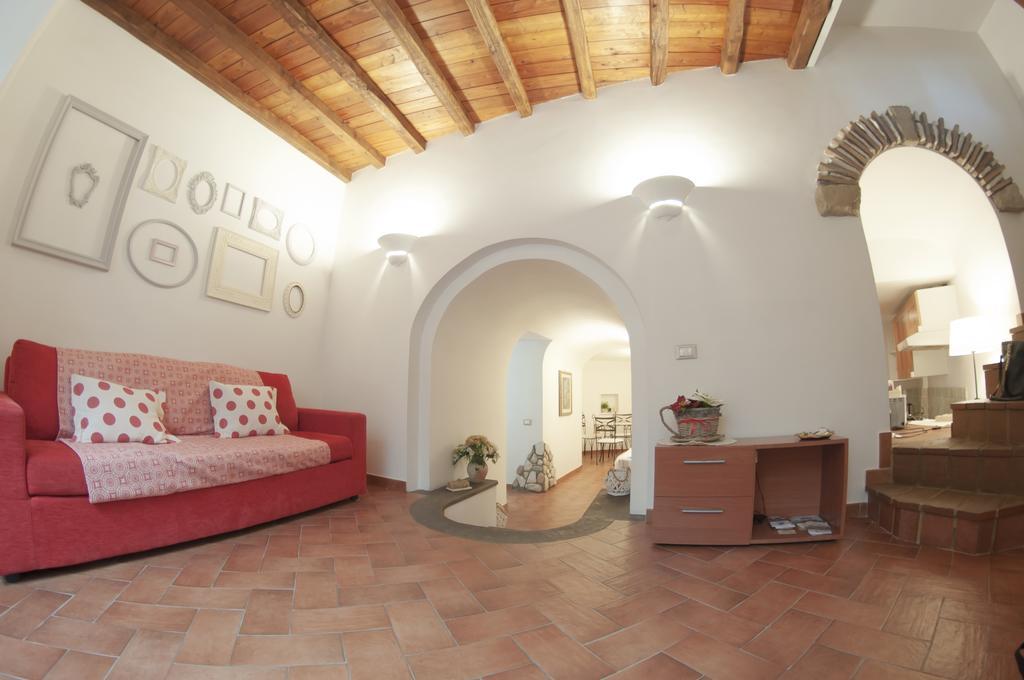 Ferienwohnung Il Rosciolo Sulla Francigena Formello Exterior foto